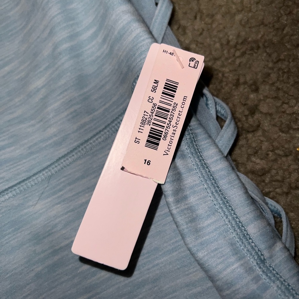 Size 16 - Picture 3 of 4